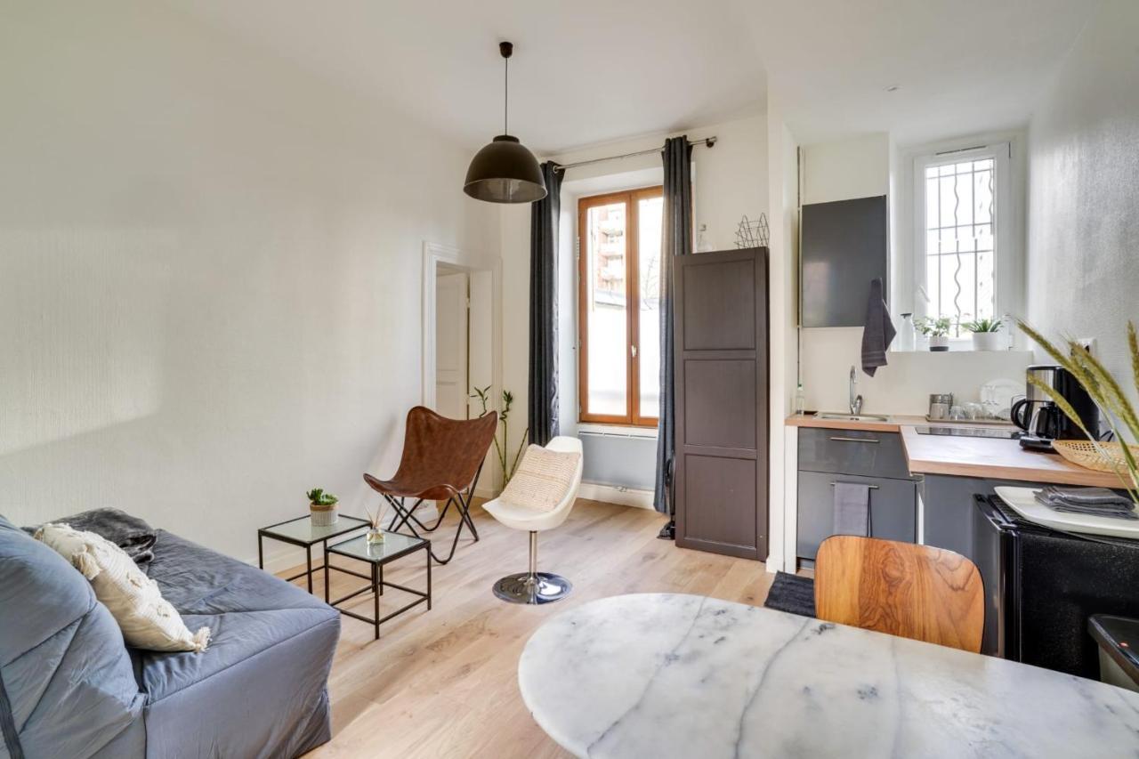 Appartement Charmant Entierement Equipe Ивры-Сур-Сеине Экстерьер фото